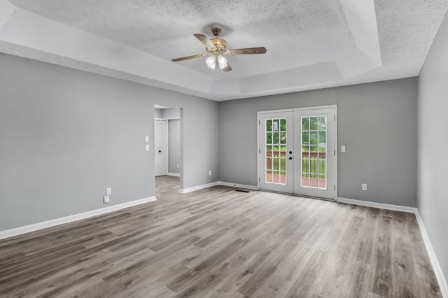 6109 Ebenezer Rd, Greenbrier, TN 37073