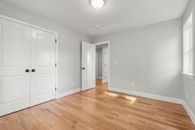 28 Fairview Ave, Ipswich, MA 01938