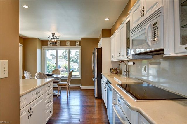 700 Oriole Dr Apt 125A, Virginia Beach, VA 23451