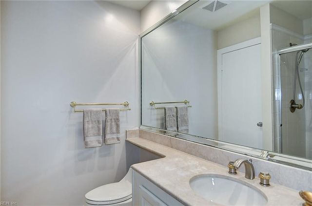 700 Oriole Dr Apt 125A, Virginia Beach, VA 23451