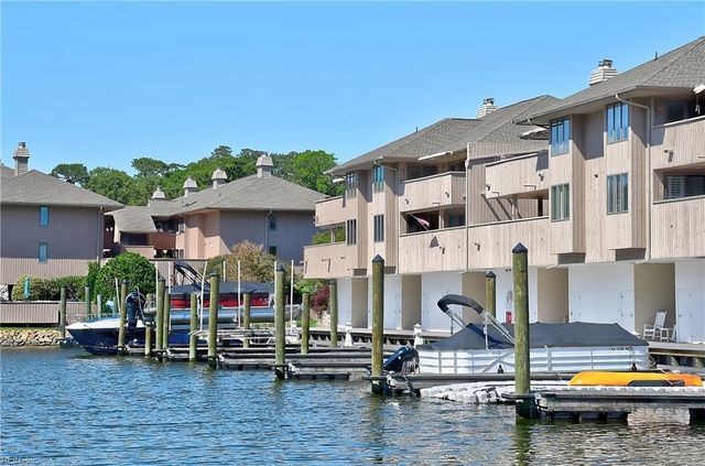700 Oriole Dr Apt 125A, Virginia Beach, VA 23451