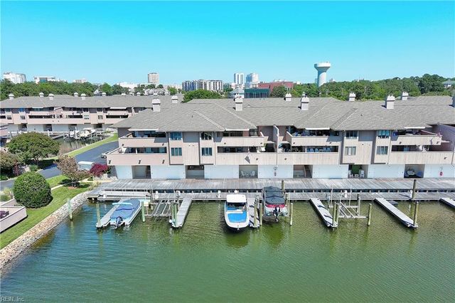 700 Oriole Dr Apt 125A, Virginia Beach, VA 23451