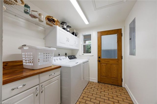 5960 Neal RD, Fort Myers, FL 33905