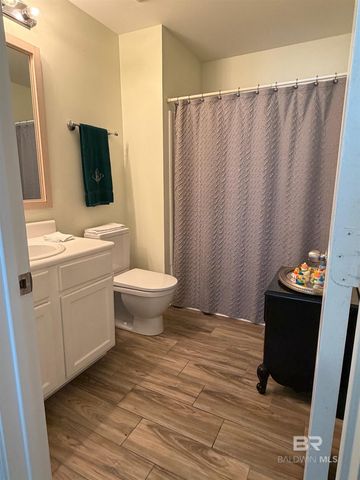 1517 Regency Road 71, Gulf Shores, AL 36542