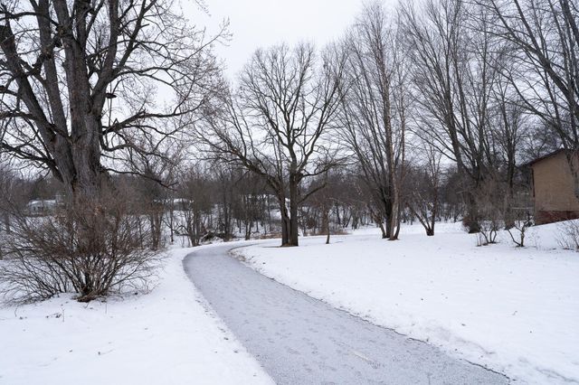 434 E 11th Street L, New Richmond, WI 54017