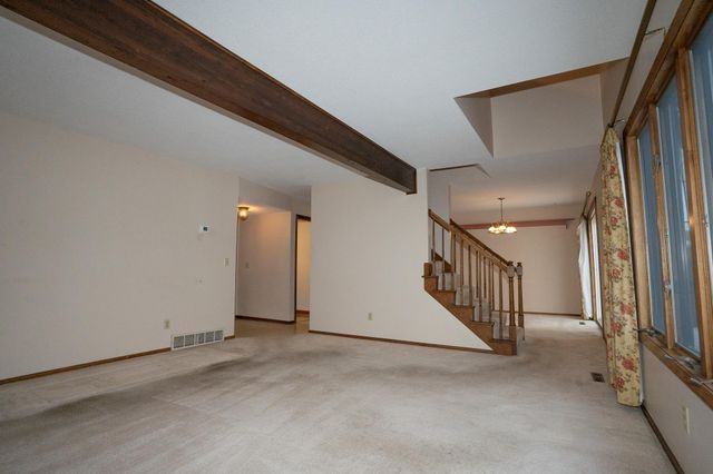 434 E 11th Street L, New Richmond, WI 54017