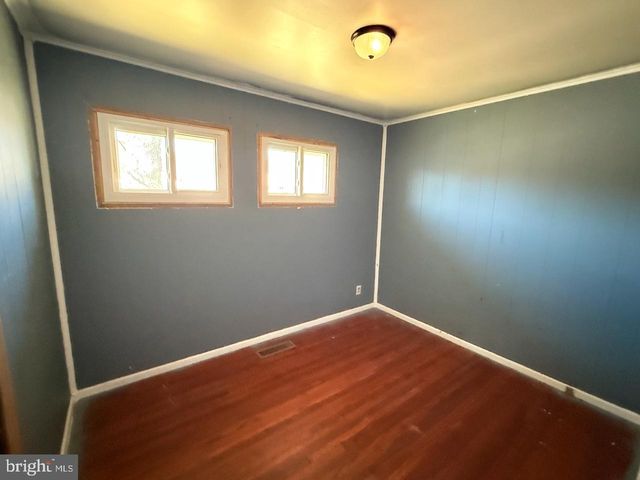 6 CIRCLE DR, Reading, PA 19606