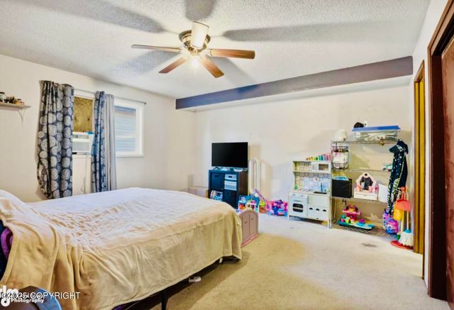 3714 E 17th Avenue, Anchorage, AK 99508