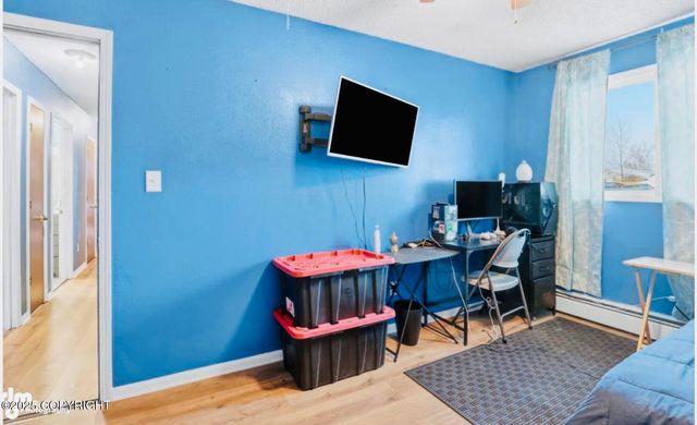 3714 E 17th Avenue, Anchorage, AK 99508