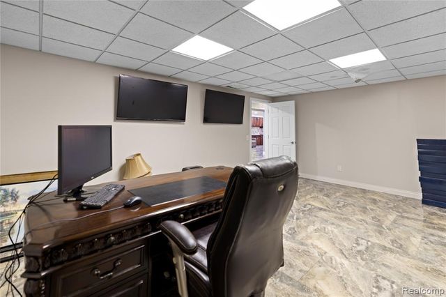 1 Cumberlane Court, Dearborn, MI 48126