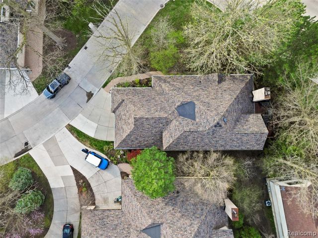 1 Cumberlane Court, Dearborn, MI 48126