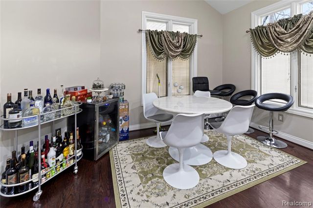 1 Cumberlane Court, Dearborn, MI 48126