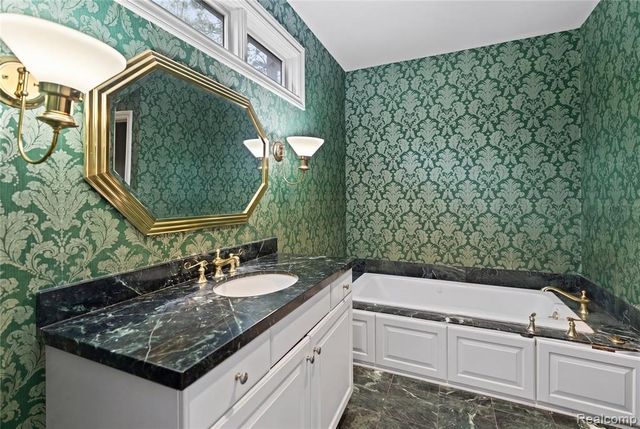 1 Cumberlane Court, Dearborn, MI 48126