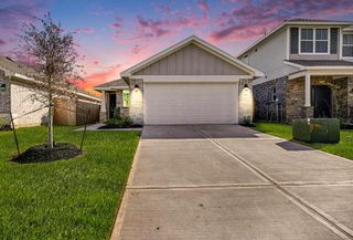 4401 West Bayou Maison Circle, Dickinson, TX 77539