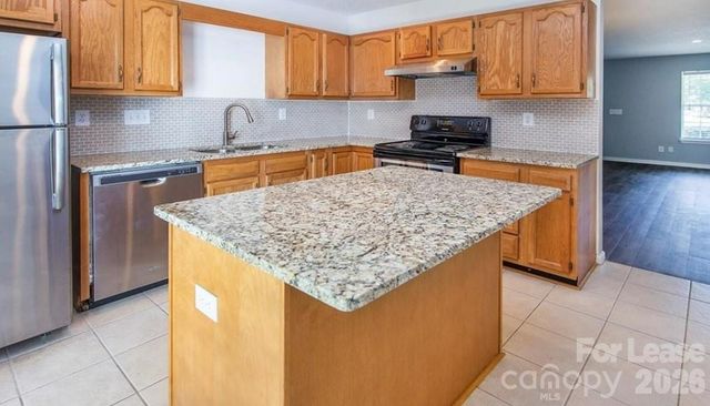 3134 Summercroft Lane, Charlotte, NC 28269