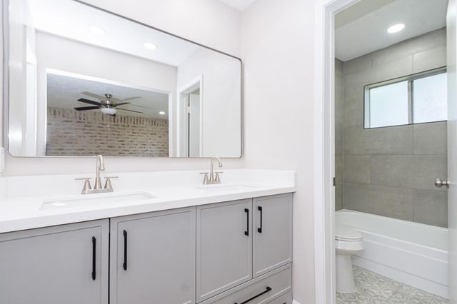 16911 Bougainvilla Lane, Friendswood, TX 77546