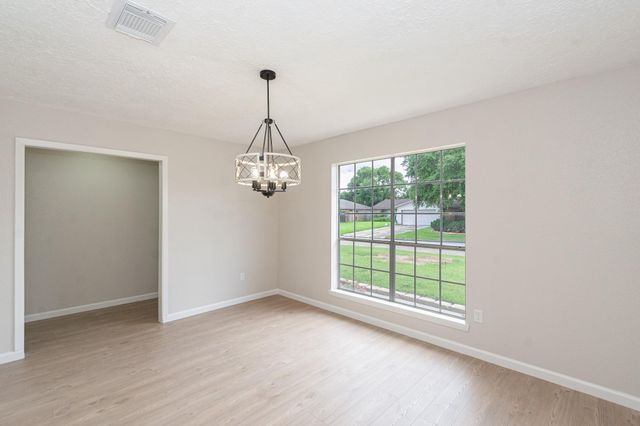 16911 Bougainvilla Lane, Friendswood, TX 77546