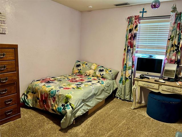 1429 PINE Avenue, Weatherford, OK 73096