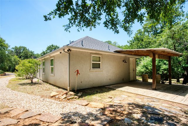 420 North Road, Kennedale, TX 76060