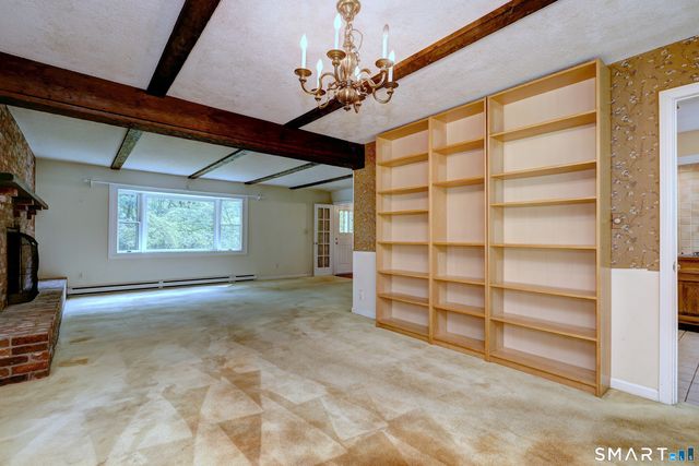 22 East Woods Road, Roxbury, CT 06783