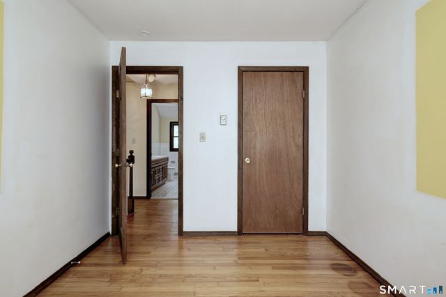 22 East Woods Road, Roxbury, CT 06783