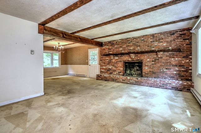 22 East Woods Road, Roxbury, CT 06783