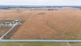 2 W 430 Road, Adair, OK 74330