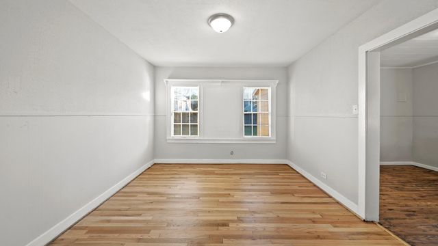 213 12th Avenue N, Texas City, TX 77590