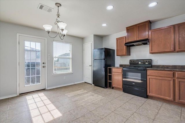 270 Cushman DR, Kyle, TX 78640