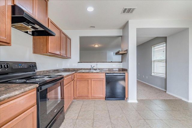 270 Cushman DR, Kyle, TX 78640