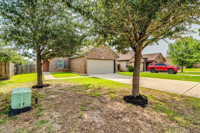 270 Cushman DR, Kyle, TX 78640