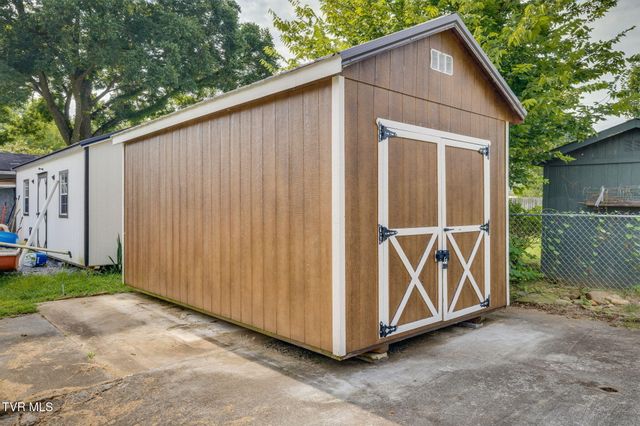 604 Bravo Street, Elizabethton, TN 37643
