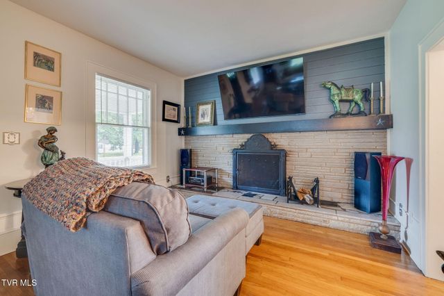 604 Bravo Street, Elizabethton, TN 37643