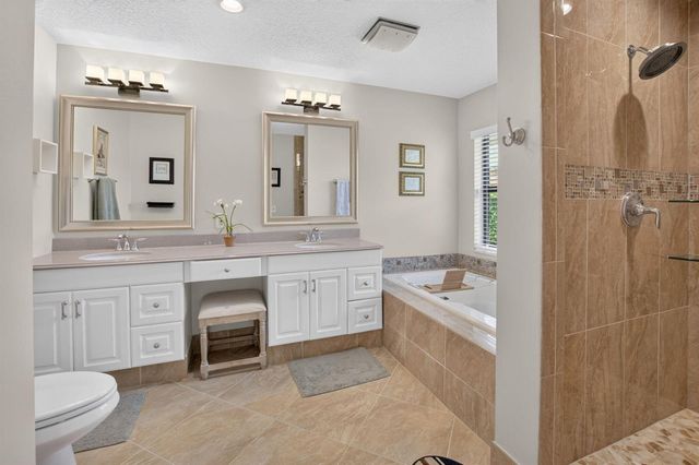 6928 Villas Drive W, Boca Raton, FL 33433