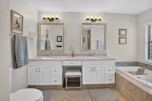 6928 Villas Drive W, Boca Raton, FL 33433