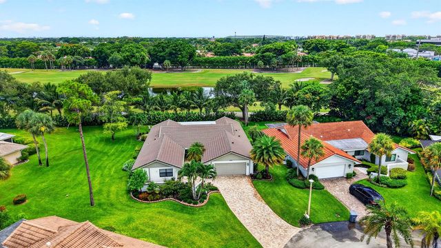 6928 Villas Drive W, Boca Raton, FL 33433