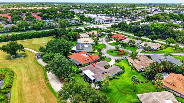 6928 Villas Drive W, Boca Raton, FL 33433
