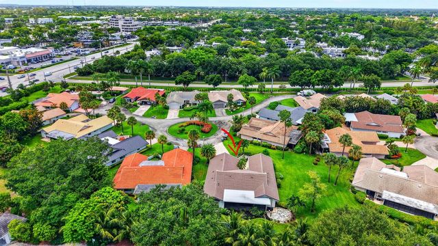 6928 Villas Drive W, Boca Raton, FL 33433