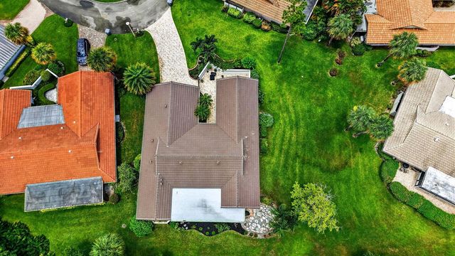 6928 Villas Drive W, Boca Raton, FL 33433