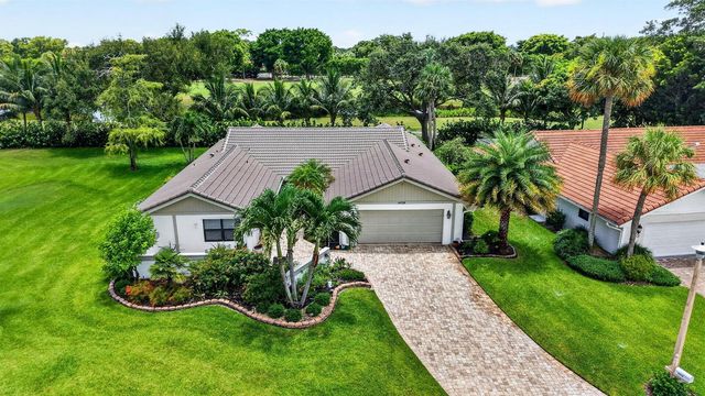 6928 Villas Drive W, Boca Raton, FL 33433