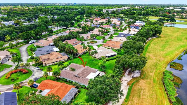 6928 Villas Drive W, Boca Raton, FL 33433