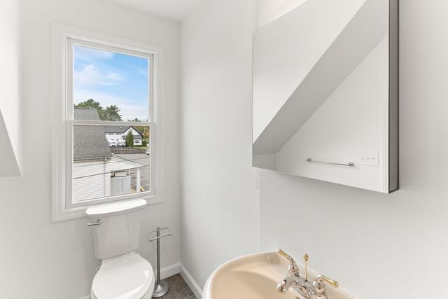 280 Washington St, Easton, MA 02356