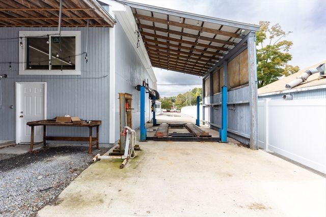 280 Washington St, Easton, MA 02356