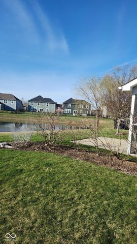 6698 W Deer Hill Drive, Mccordsville, IN 46055