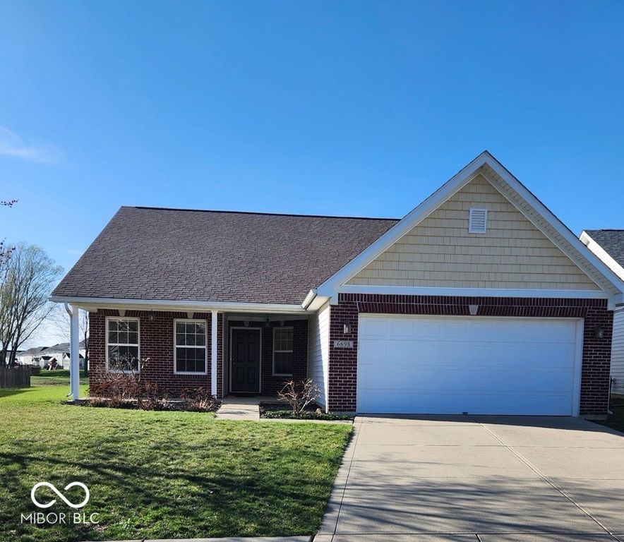 6698 W Deer Hill Drive, Mccordsville, IN 46055
