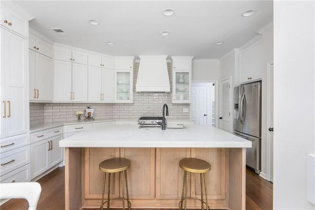 635 Park Creek Trace, Alpharetta, GA 30005