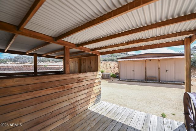 17985 E HUNTERS Lane, Dewey, AZ 86327