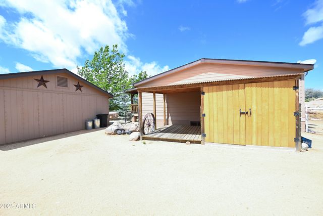 17985 E HUNTERS Lane, Dewey, AZ 86327