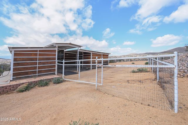 17985 E HUNTERS Lane, Dewey, AZ 86327