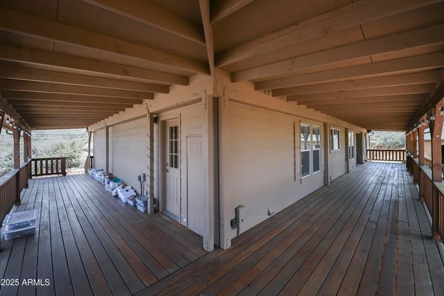 17985 E HUNTERS Lane, Dewey, AZ 86327